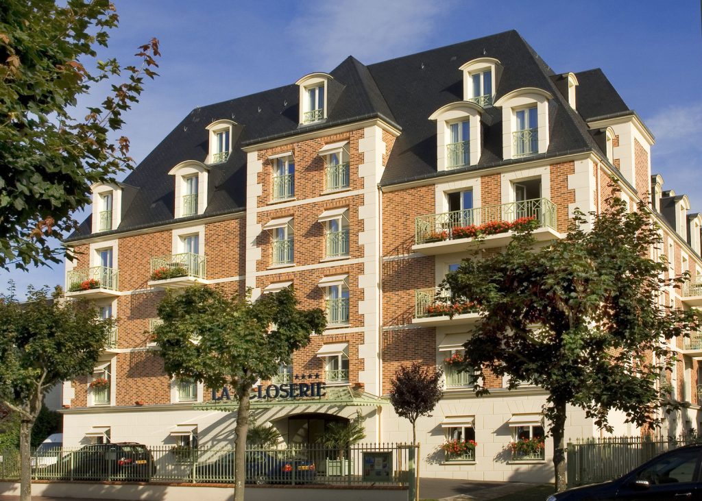 façade of the closerie in deauville - hotel deauville